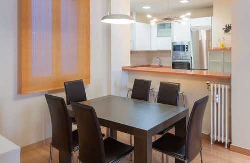 Arapiles Apartment | Chamberi Scene - 2 Bedroom Home in Chamberi