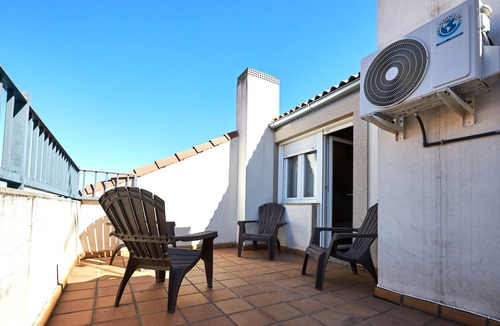 Prado Sancho Apartment | Charm & Terrace in Central Ávila
