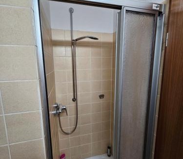 Grombuhl Apartment | Charmante 1 Zimmerwohnung mit Stellplatz