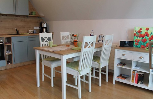 Wismar Apartment | Charmante Ferienwohnung in Wismar am Hafen
