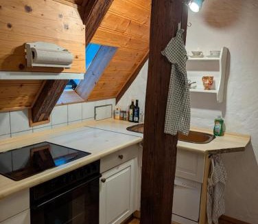 Theilenhofen Apartment | Charmante Wohnung in Fachwerkhaus am Limes