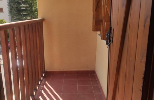 Villanua Apartment | Charming 2-bedroom apartment in Villanúa near ski slopes