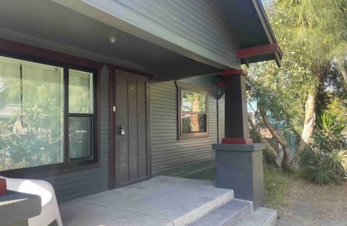 Willmore House | Charming 3-BRM House in enchanting Long Beach Historic Wilmore District w/WiFi