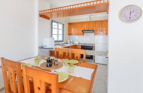 Arrieta Apartment | Charming Apartment "4 Alto" Close to Beach with Balcony, Wi-Fi & Mountain View