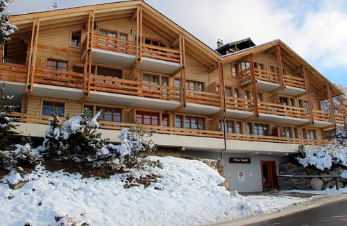 St. Luc Apartment | Charming apartment facing south, overlooking the Cervin. Val d'Anniviers