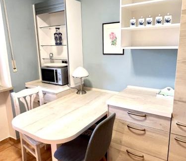 Burghausen Apartment | Charming Burgfrieden for 2