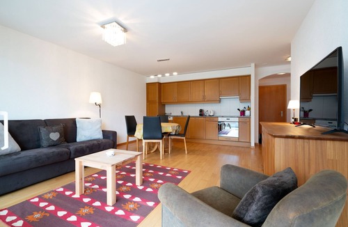 Saillon House | Charming flat with a magnificent south-facing terrace in the directly accessible Bains de Saillon co