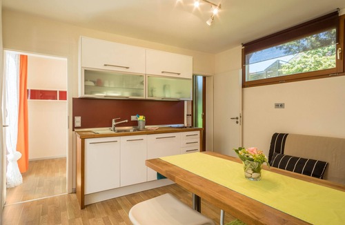 Deggenhausertal House | Charming Holiday Home “Falkenhalde” with Wi-Fi, Terrace & Garden; Parking Available