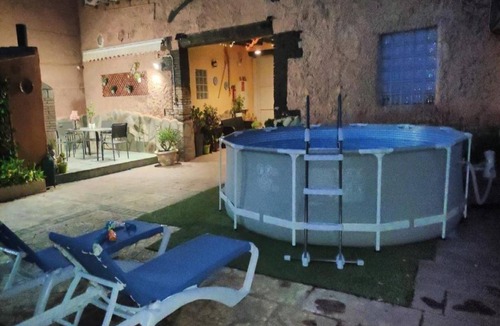 Alcala de Ebro Cottage | Charming House La Palmera de la Insula