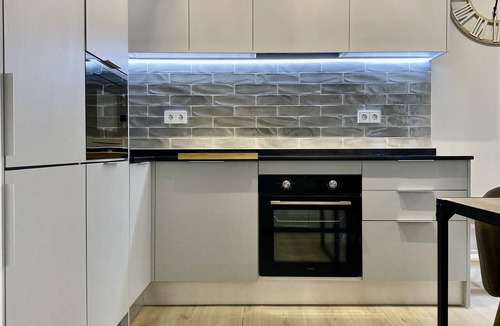 Embajadores Apartment | Charming Latina Village - Two-bedroom apartment