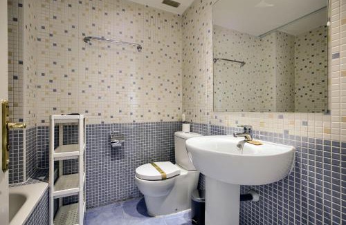 Rejas Apartment | Charming Madrid Airport