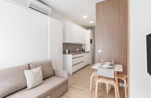 Tetuan Apartment | Charming Madrid Castilla I - Studio for 4 people