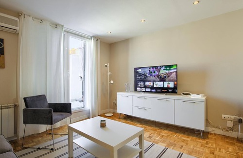 Malasana Apartment | Charming Malasaña Terrace