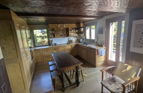 Verbier Apartment | Charming mountain family chalet decorated with taste. Ideally located near the central square of