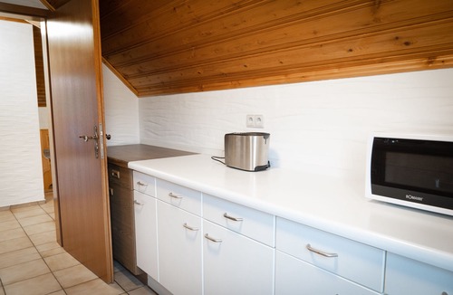 Happurg Apartment | Charming top floor apartment