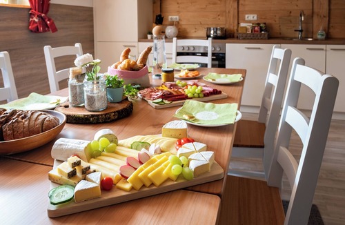 Bad Rodach Apartment | Charming vacation apartment with roof terrace