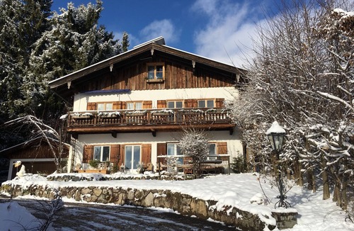 Gmund am Tegernsee Apartment | Charming vacation apartment on Lake Tegernsee in direct proximity to the lake