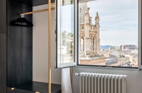 Centro - Sagrario Apartment | ChezmoiHomes Luxury Gran Via Penthouse Collection 3BR