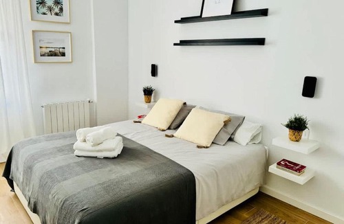 Ciudad Lineal Apartment | Chic & Stylish Madrid Hideout