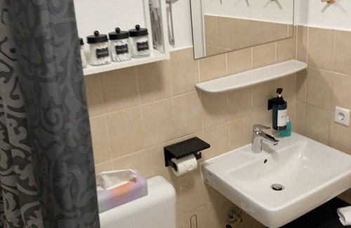 Osnabrueck Apartment | Chice & Charmante Frisch Renovierte Dachgeschosswohnung in der Dodesheide