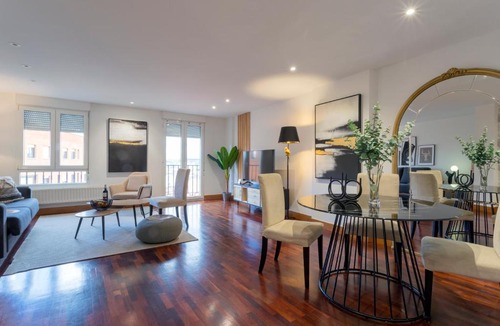 Burgos Apartment | Cinco Sentidos by Unique Rooms