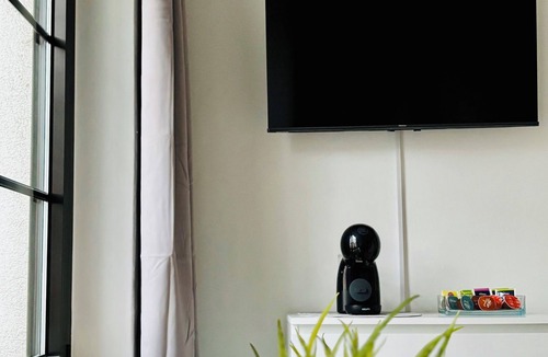 Osnabrueck Apartment | City Apartment Osnabrück - including parking & WiFi, kitchen with dishwasher