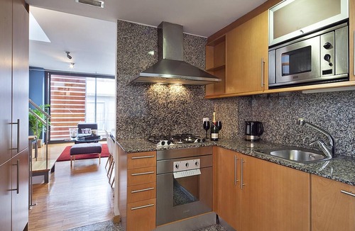 El Putget i Farro Apartment | City Center Attic with a private terrace For 6 guests