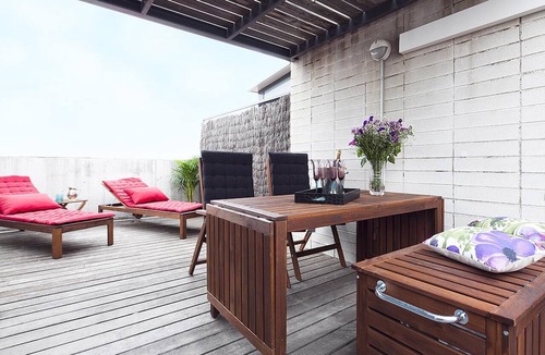 El Putget i Farro Apartment | City Center Attic with a private terrace For 6 guests