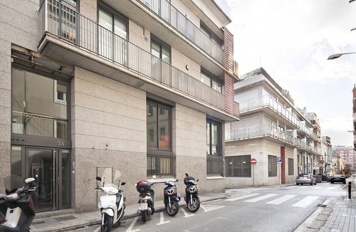 El Putget i Farro Apartment | City Center Attic with a private terrace For 6 guests