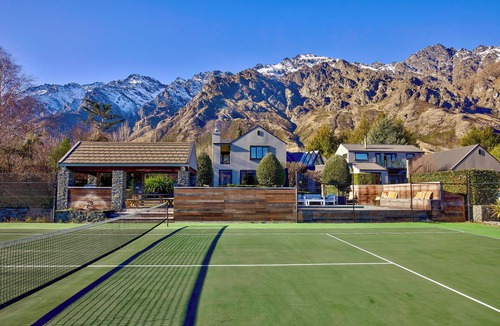 Kawarau Falls House | Club Moana at Oraka (pool, tennis court)