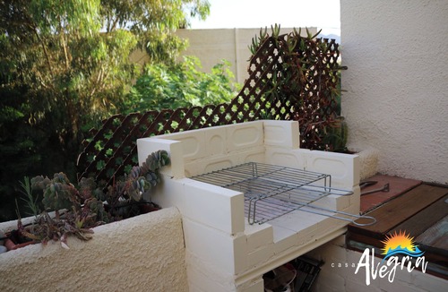 Vista de los Angeles-Rumina Apartment | COLORFUL 2 BEDROOM BEACHFRONT APARTMENT