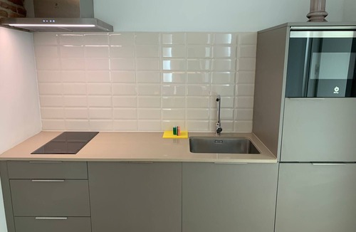 Las Acacias Apartment | Collection La Latina - Studio with terrace in La Latina neighbourhood