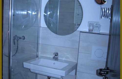 Laudenbach Cottage | Comfort Room 2 - Goldner Engel, Restaurant - Hotel - Butcher