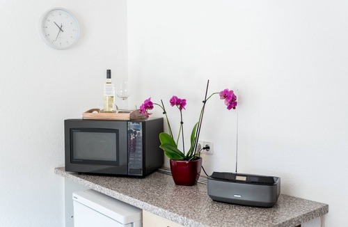Grossheubach Apartment | Comfortable and cozy vacation apartment (51 sqm) with sunny balcony