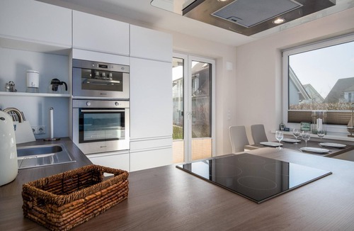 Boergerende-Rethwisch Apartment | Comfortable Apartment with Terrace and Garden View Close to the Beach