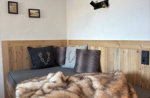 Bach Apartment | Comfortable apartment for 2-3 people 1800m time-out for every season