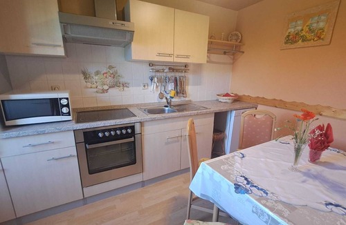 Krumhermsdorf Apartment | Comfortable vacation apartment in Saxon Switzerland - with terrace and garden