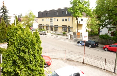 Furstenfeldbruck District Apartment | COMFORTABLE APP FULLY EQUIPPED 3 min to S-BAHN newly renovated with balcony