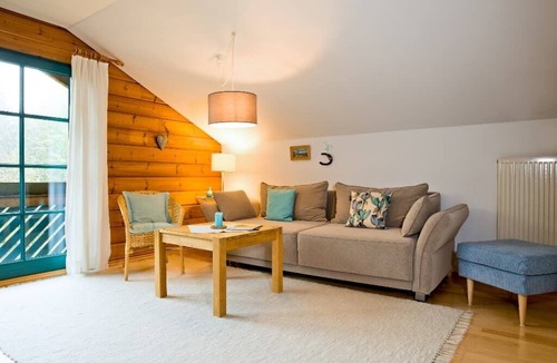 Mitterfirmiansreut Apartment | Comfortable vacation apartment (75 sqm) with eat-in kitchen and terrace