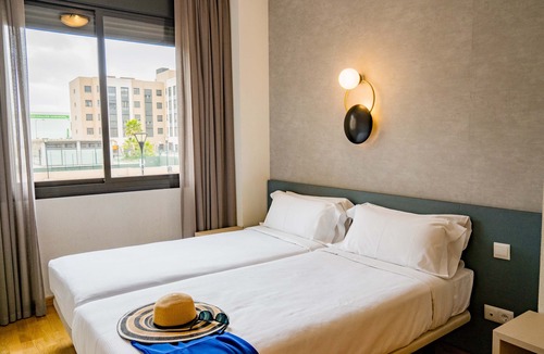 Rejas Hotel | Compostela Suites Apartments