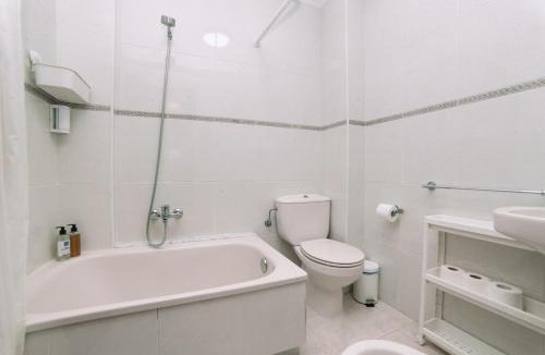 Arzua Apartment | Confort en Arzúa Centro, Apt 3 by CABANA Rentals