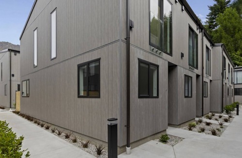 Arthur's Point Apartment | Coronet Peak Alpine Villa 44