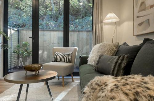 Arthur's Point Apartment | Coronet Peak Alpine Villa 30