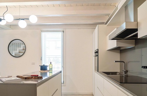 Old Town Apartment | Corte San Pio X – Exclusive home in the center