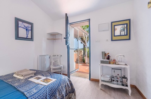 Almunecar House | Cortijo La Alamea – Artistic and Eco-Friendly Retreat in Andalusia