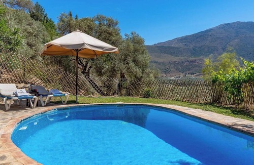 Orgiva Villa | Cortijo la Loma Órgiva by Ruralidays
