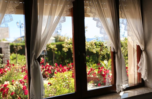 Hinojedo Bed & Breakfast | Cosma House Bed and Breakfast Room 5