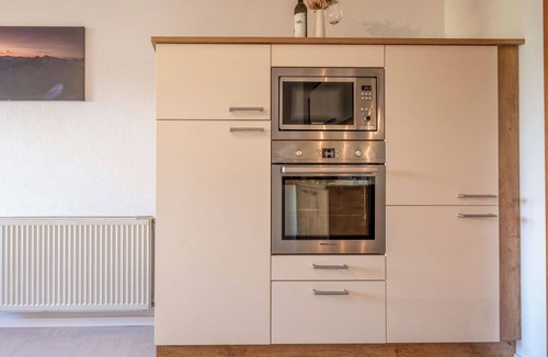 Helfenstein Apartment | Cosy apartment for 6 people with WIFI, TV and terrace
