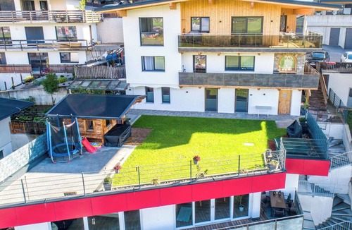 Helfenstein Apartment | Cosy apartment for 6 people with WIFI, TV and terrace