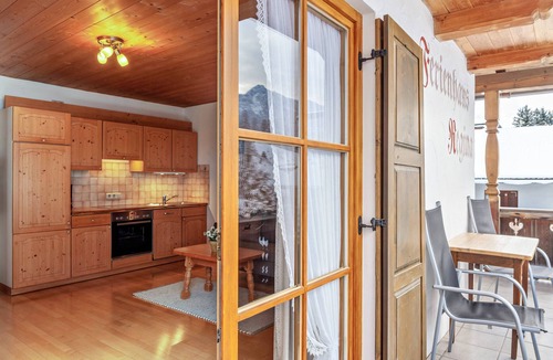Obergrainau Apartment | Cosy Apartment "Edelweiß" with Mountain View, Wi-Fi & Balcony